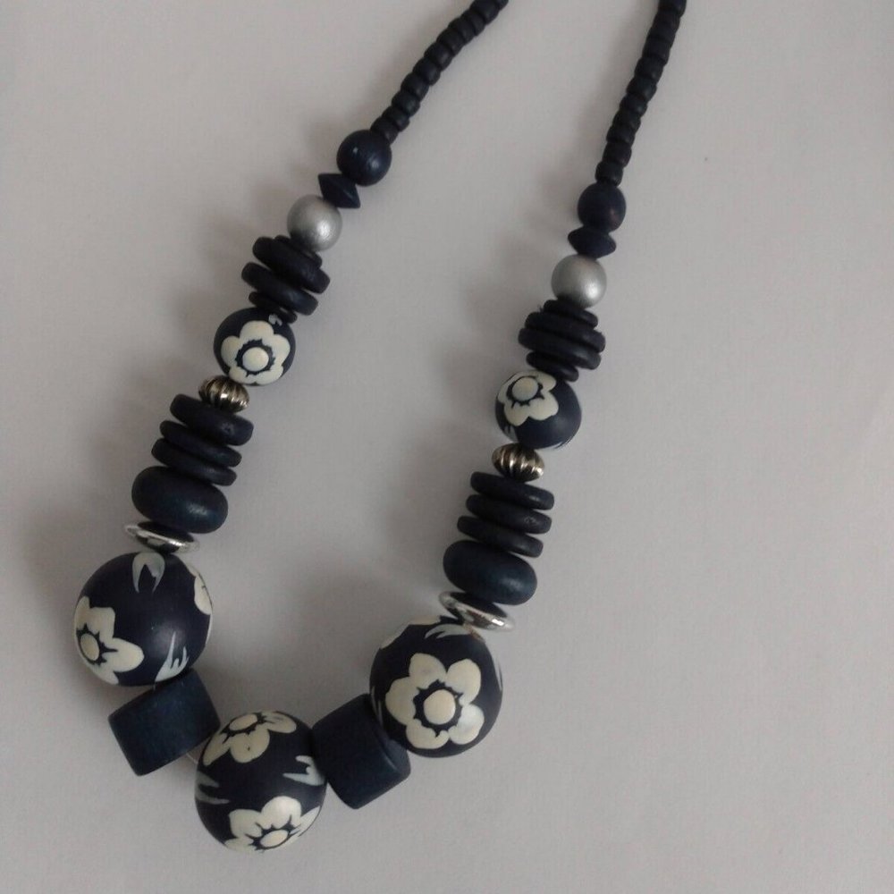 Blue Beaded Flower Costume Fashion Jewelry Necklace